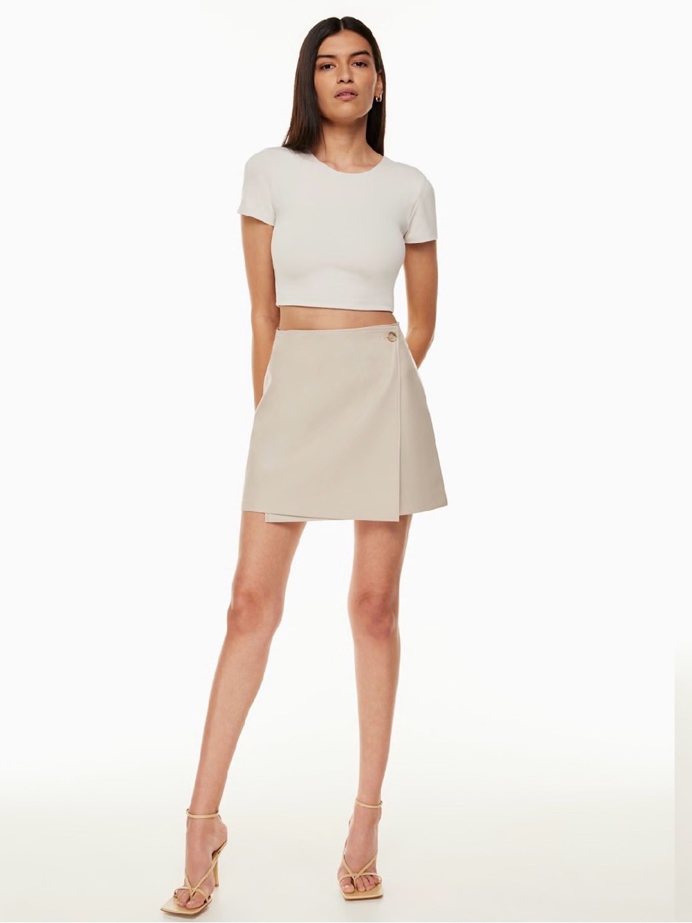 NWT Aritzia Babaton Madden Skirt Size 4 Matte Pearl White Wrap-front w/ button